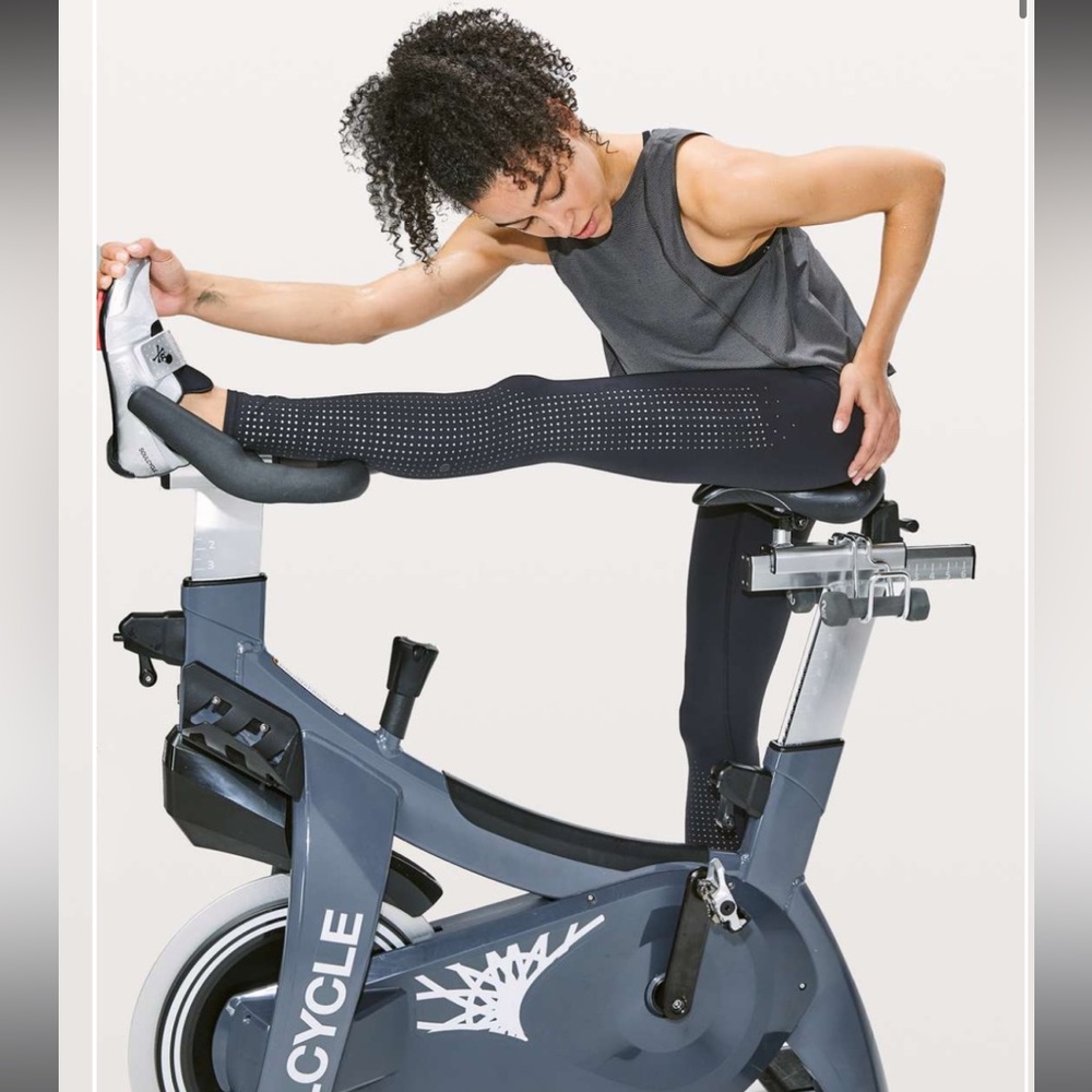 Lululemon Ride & Reflect Tight - Picture 3 of 8